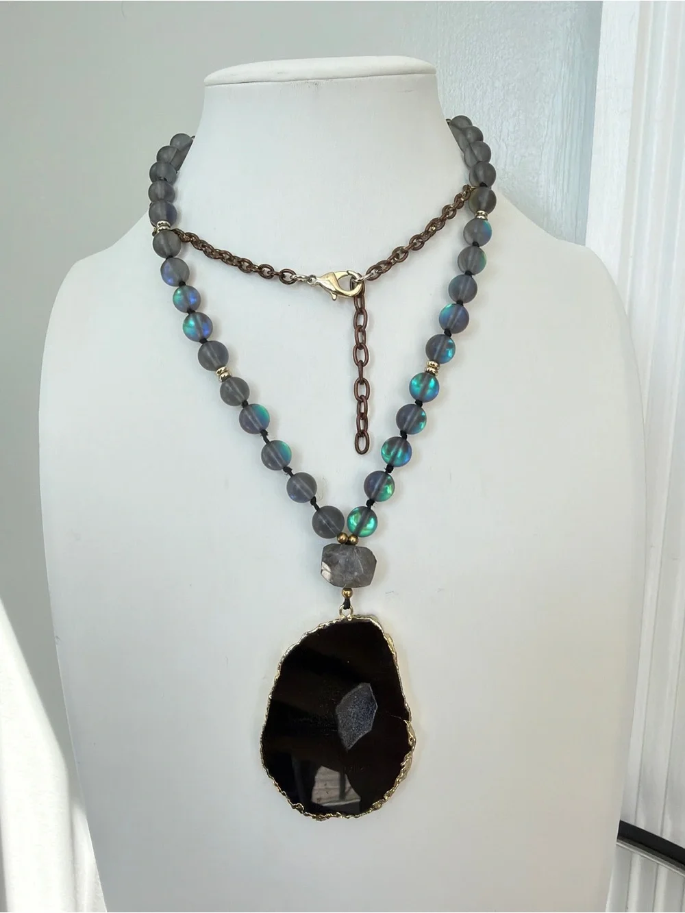 28” gold tone necklace w/ slab/druzy pendant, larvakite, and mermaid glass!